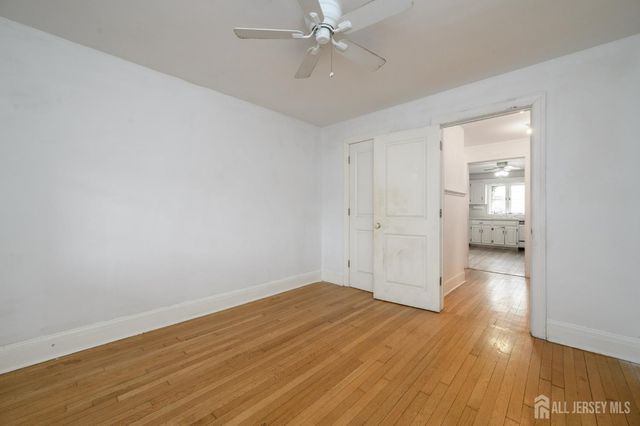 324 N 8th Avenue N, Manville, NJ 08835