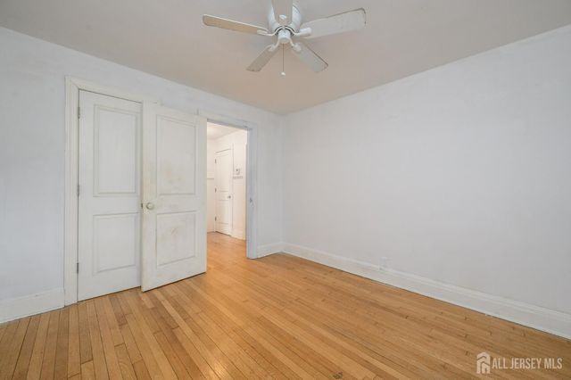 324 N 8th Avenue N, Manville, NJ 08835