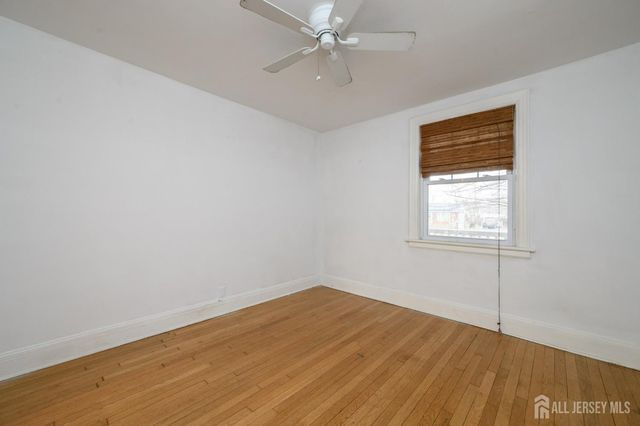 324 N 8th Avenue N, Manville, NJ 08835