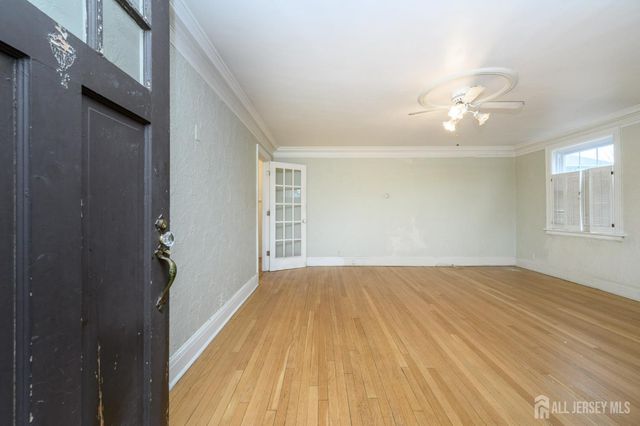 324 N 8th Avenue N, Manville, NJ 08835