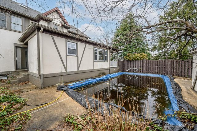 324 N 8th Avenue N, Manville, NJ 08835