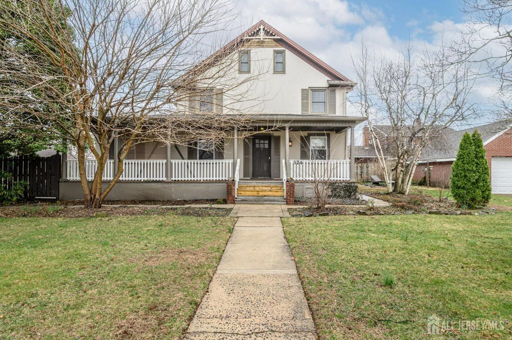 324 N 8th Avenue N, Manville, NJ 08835