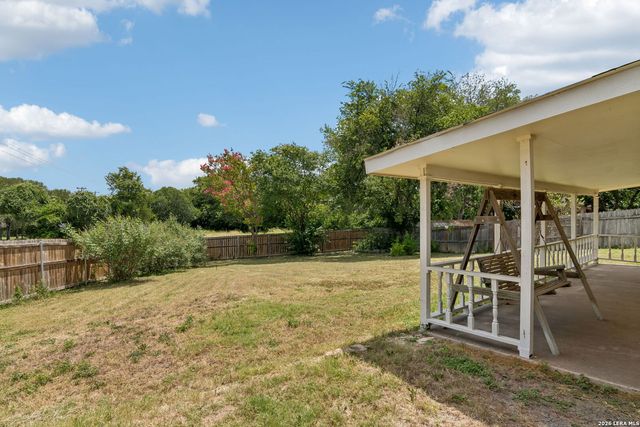 6411 FOX GLEN ST, San Antonio, TX 78247