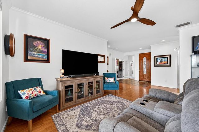 2254 Lamplight Ln, Lincoln, CA 95648