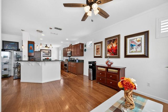 2254 Lamplight Ln, Lincoln, CA 95648