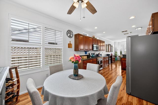 2254 Lamplight Ln, Lincoln, CA 95648