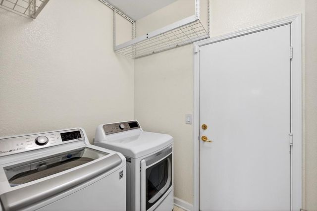 2254 Lamplight Ln, Lincoln, CA 95648