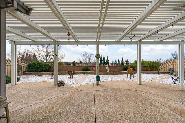 2254 Lamplight Ln, Lincoln, CA 95648