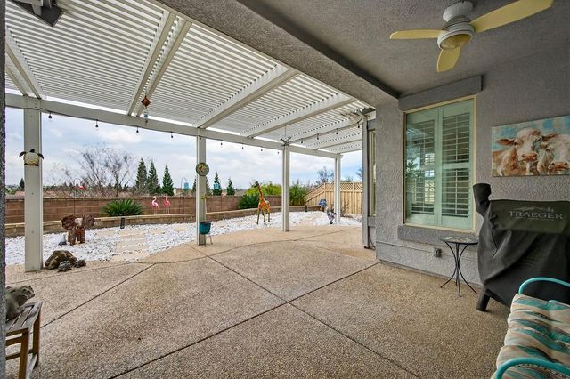 2254 Lamplight Ln, Lincoln, CA 95648