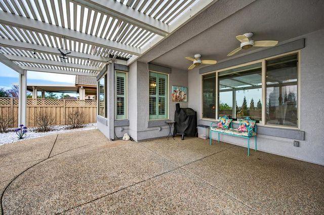 2254 Lamplight Ln, Lincoln, CA 95648