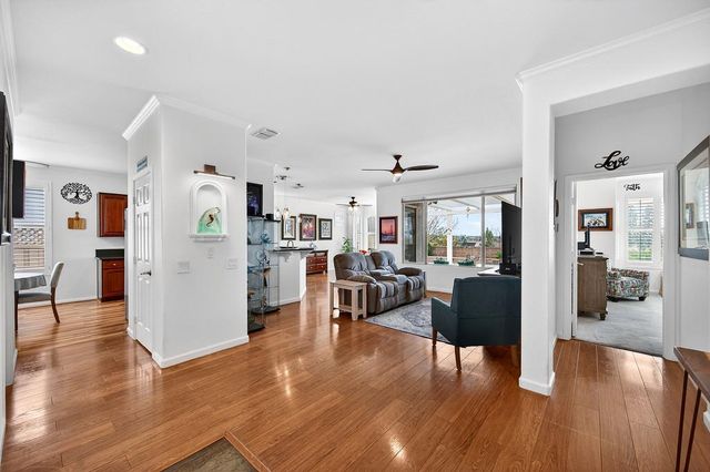 2254 Lamplight Ln, Lincoln, CA 95648