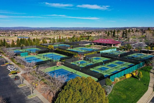 2254 Lamplight Ln, Lincoln, CA 95648