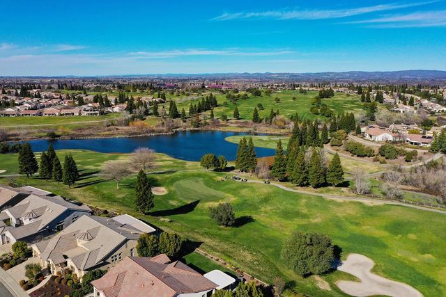 2254 Lamplight Ln, Lincoln, CA 95648