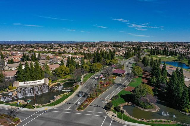 2254 Lamplight Ln, Lincoln, CA 95648