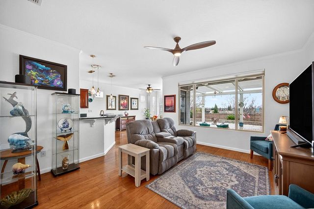 2254 Lamplight Ln, Lincoln, CA 95648