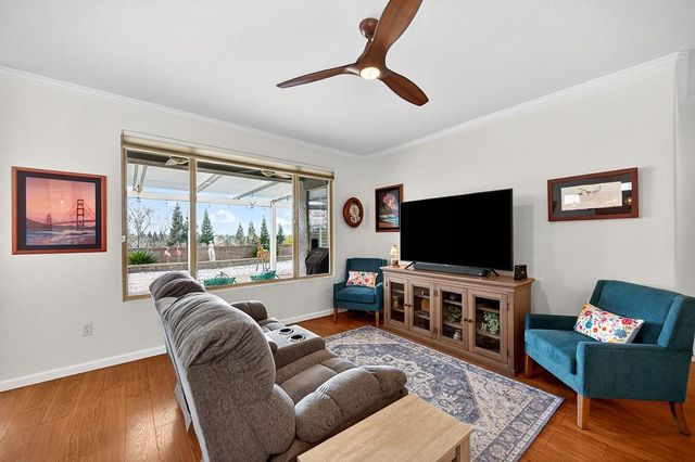 2254 Lamplight Ln, Lincoln, CA 95648