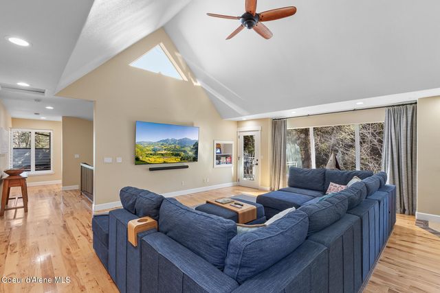 612 S 14th ST, Coeur D'alene, ID 83814