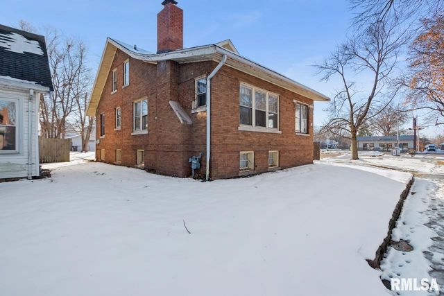 1816 W CALLENDER Avenue, Peoria, IL 61606
