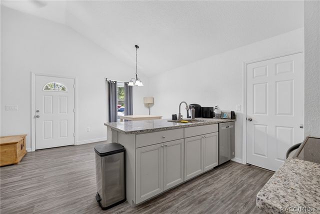 15934 SW 41st Street Road, Ocala, FL 34481