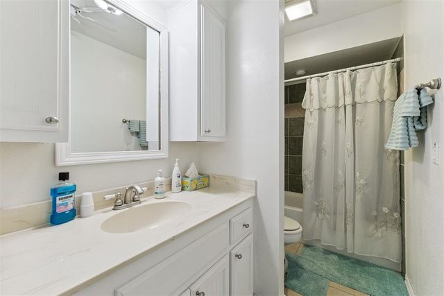 9901 hickory hollow Road, Shawnee, OK 74804