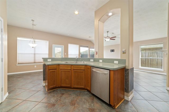 22911 Sebastian Drive, Porter, TX 77365