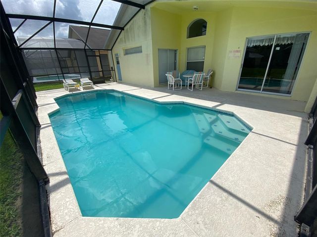 611 CASTERTON CIRCLE, Davenport, FL 33897