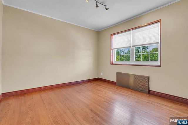 16 Roselle Avenue B, Roselle Park, NJ 07204