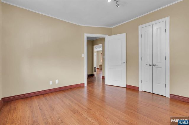 16 Roselle Avenue B, Roselle Park, NJ 07204