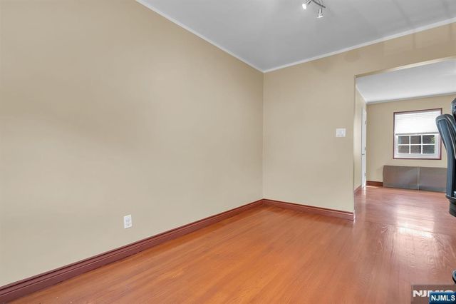 16 Roselle Avenue B, Roselle Park, NJ 07204