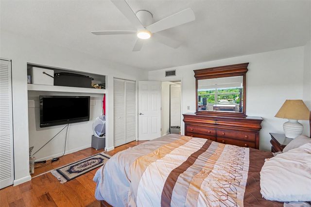 1235 S HIGHLAND AVENUE 5-703, Clearwater, FL 33756