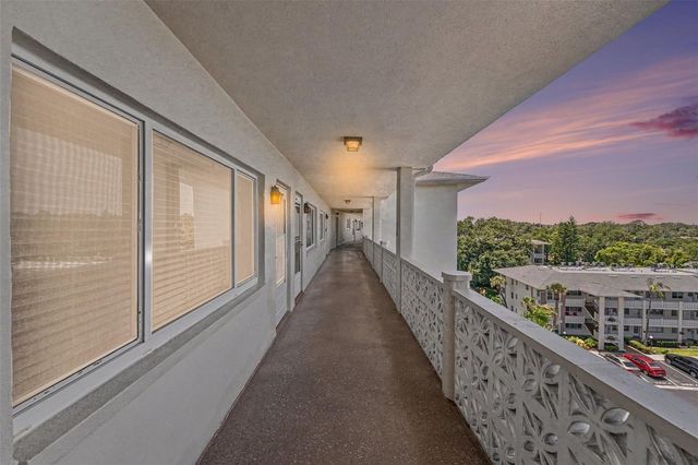 1235 S HIGHLAND AVENUE 5-703, Clearwater, FL 33756
