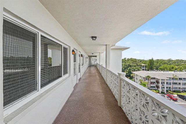1235 S HIGHLAND AVENUE 5-703, Clearwater, FL 33756