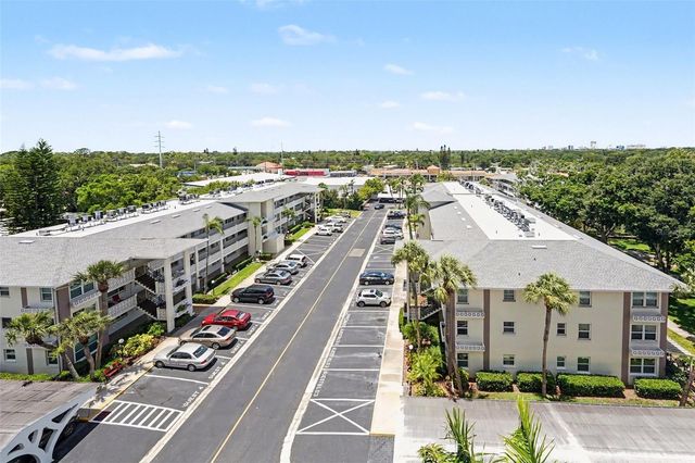 1235 S HIGHLAND AVENUE 5-703, Clearwater, FL 33756