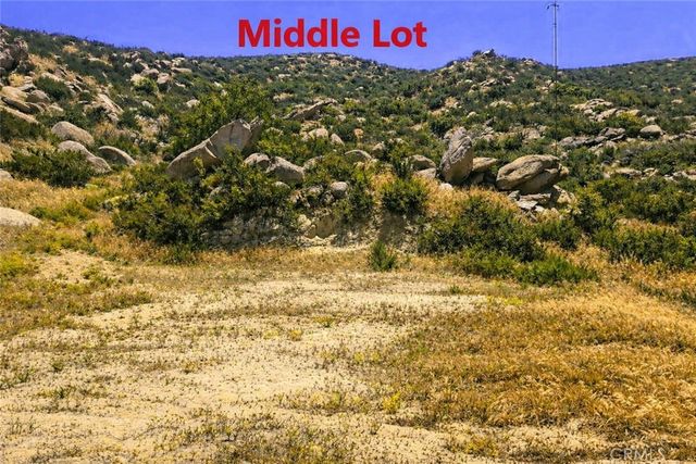 0 Roadrunner, Banning, CA 92220