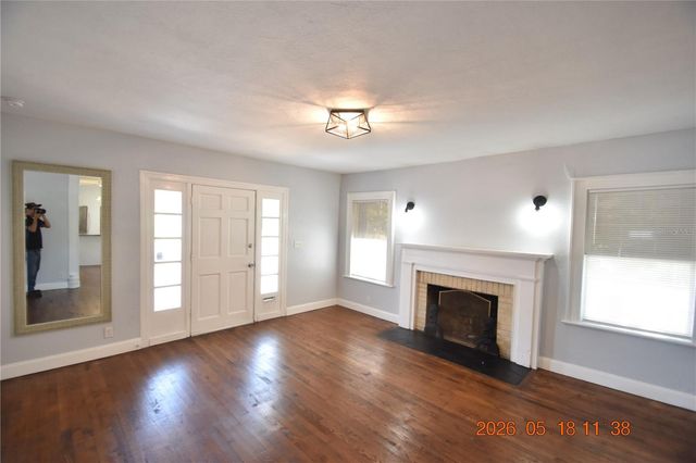 2200 7TH AVENUE N, St Petersburg, FL 33713