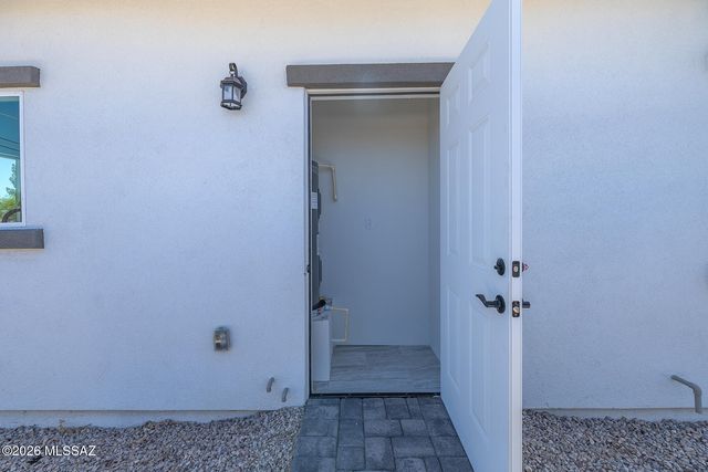 3920 E Fairmount Street, Tucson, AZ 85712