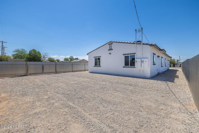 3920 E Fairmount Street, Tucson, AZ 85712