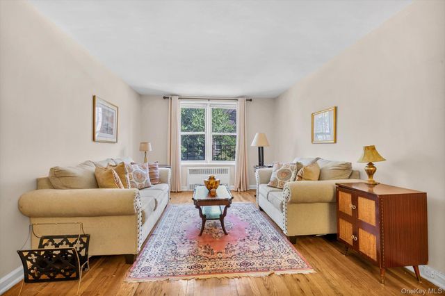 67-30 Clyde Street 3W, Forest Hills, NY 11375