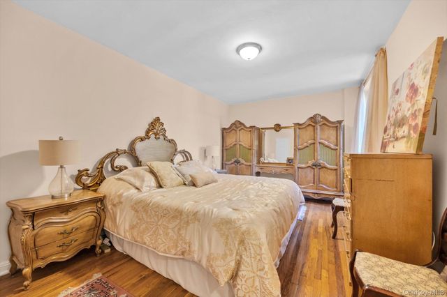 67-30 Clyde Street 3W, Forest Hills, NY 11375