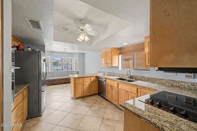 5840 W ABRAHAM Lane, Glendale, AZ 85308