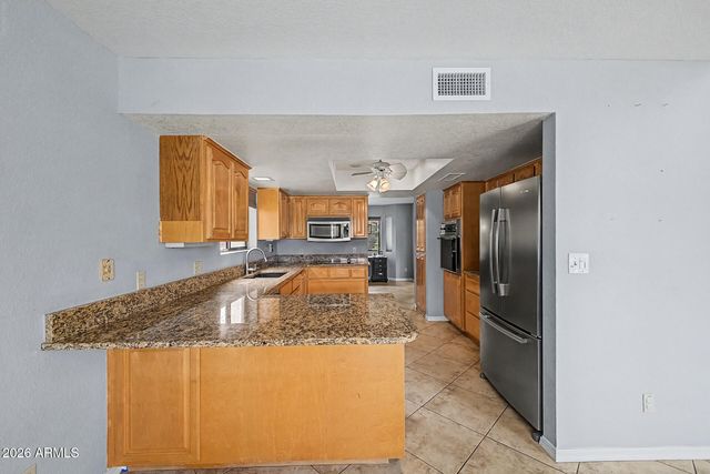 5840 W ABRAHAM Lane, Glendale, AZ 85308