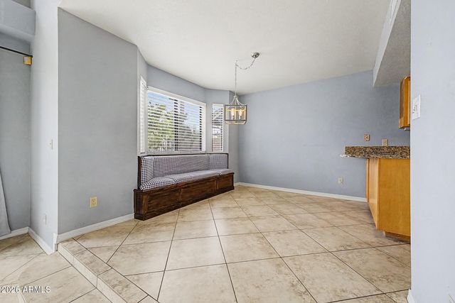 5840 W ABRAHAM Lane, Glendale, AZ 85308