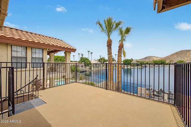 5840 W ABRAHAM Lane, Glendale, AZ 85308