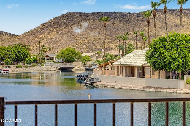 5840 W ABRAHAM Lane, Glendale, AZ 85308