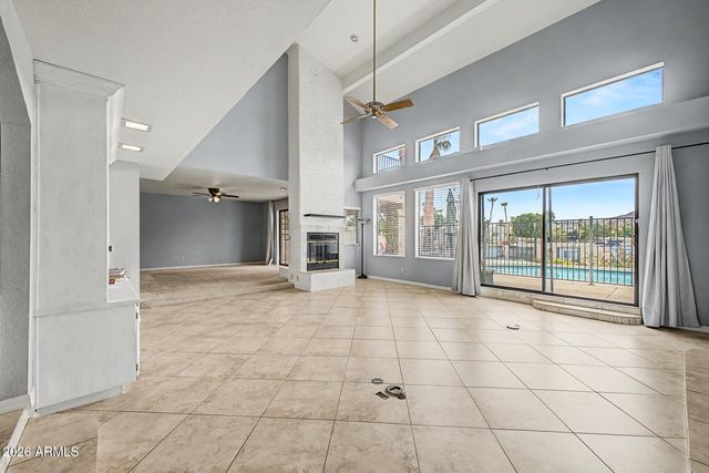 5840 W ABRAHAM Lane, Glendale, AZ 85308