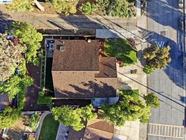 38590 Canyon Heights Dr, Fremont, CA 94536