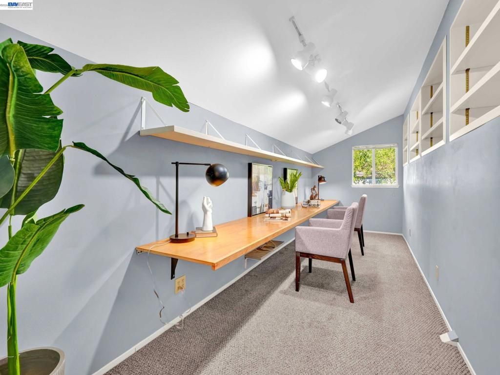 Image 23 of property listing at 38590 Canyon Heights Dr, Fremont, CA 94536