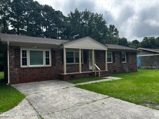 158 Old 30 Road, Jacksonville, NC 28546