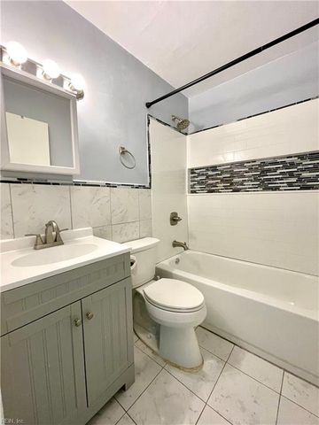 2100 Arctic Ave Apt 14, Virginia Beach, VA 23451