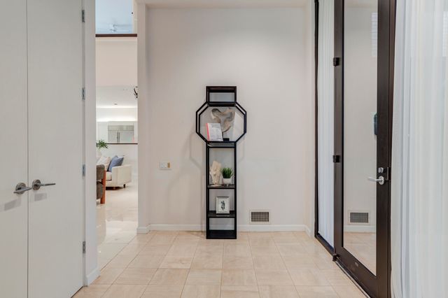 9602 Savannah Avenue, Lubbock, TX 79424